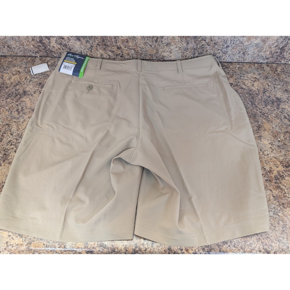 Ben Hogan Mens Performance Stretch 10in Golf Shorts Beige Khaki BGBS7055 NEW - Picture 2 of 6